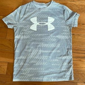 Under Armour Boy L shirts